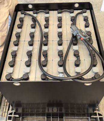 Wiederaufladbare FLT 48V 840Ah Blei-Säure-Traktionsbatterie mit tiefem Zyklus