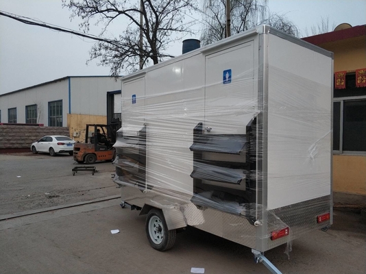 Erschwingliche Straßenabfahrt öffentliche Luxus-Toilette Trailer-Badezimmer tragbare Toilette mobile Toiletten