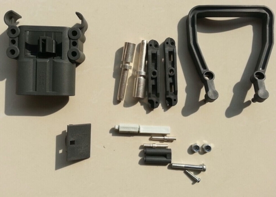 Männlich / weiblich Gabelstapler Batterie Stecker Säurebeständig EC320 600V 320A Gabelstapler Batterie Teile