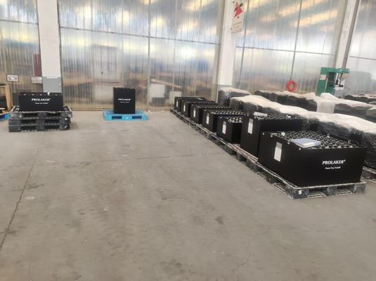 Maßgeschneiderte 48V 550Ah Blei-Säure-Traktionsbatterie mit CE-Zertifizierung für Heli-Gabelstapler
