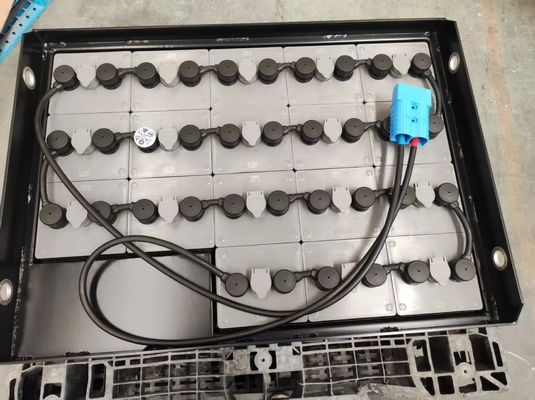 Zusammengefügte wiederaufladbare Forklift-Blei-Säure-Batterie 36V 245Ah mit CE-Zertifizierung