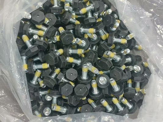 Isolierte Schraube für maximale Sicherheit und Haltbarkeit von Gabelstapler-Batterieteilen, einfach zu installieren und auszutauschen