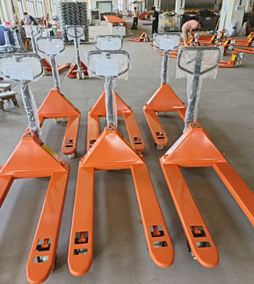 3-Tonnen-Handhubwagen mit doppelten Nylonrädern für 3000 kg Lagergutumschlag