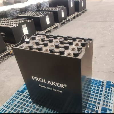 High-Performance-Forklift-Batterieteile VSDX450M Batterie zum Aufladen von Motoren mit 1650 Ladezyklen